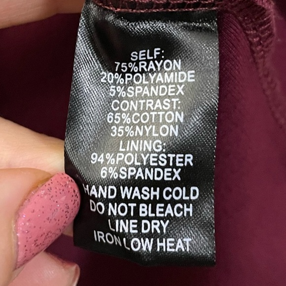 Lulu’s Lovers Era Deep-V Lace Mini Dress in Berry Ruby Red -‎ M - Picture 12 of 14